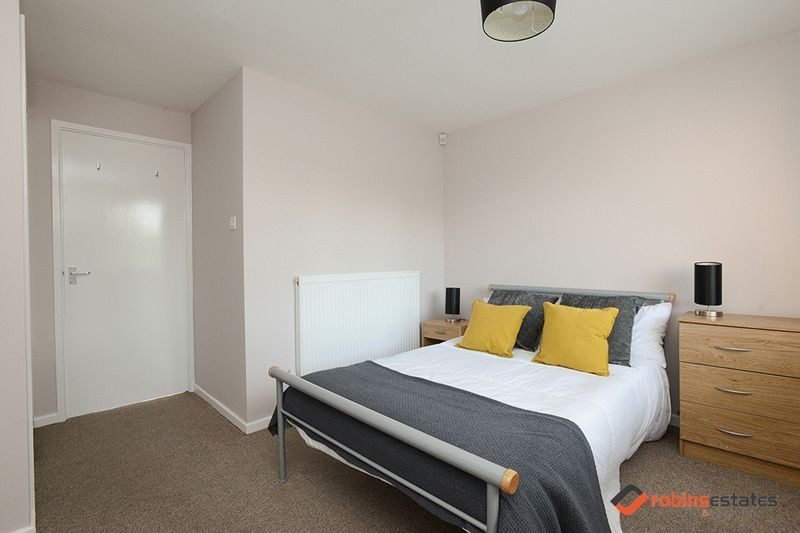 bedroom listing