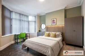 Rolleston Drive, Nottingham, NG7 1JZ